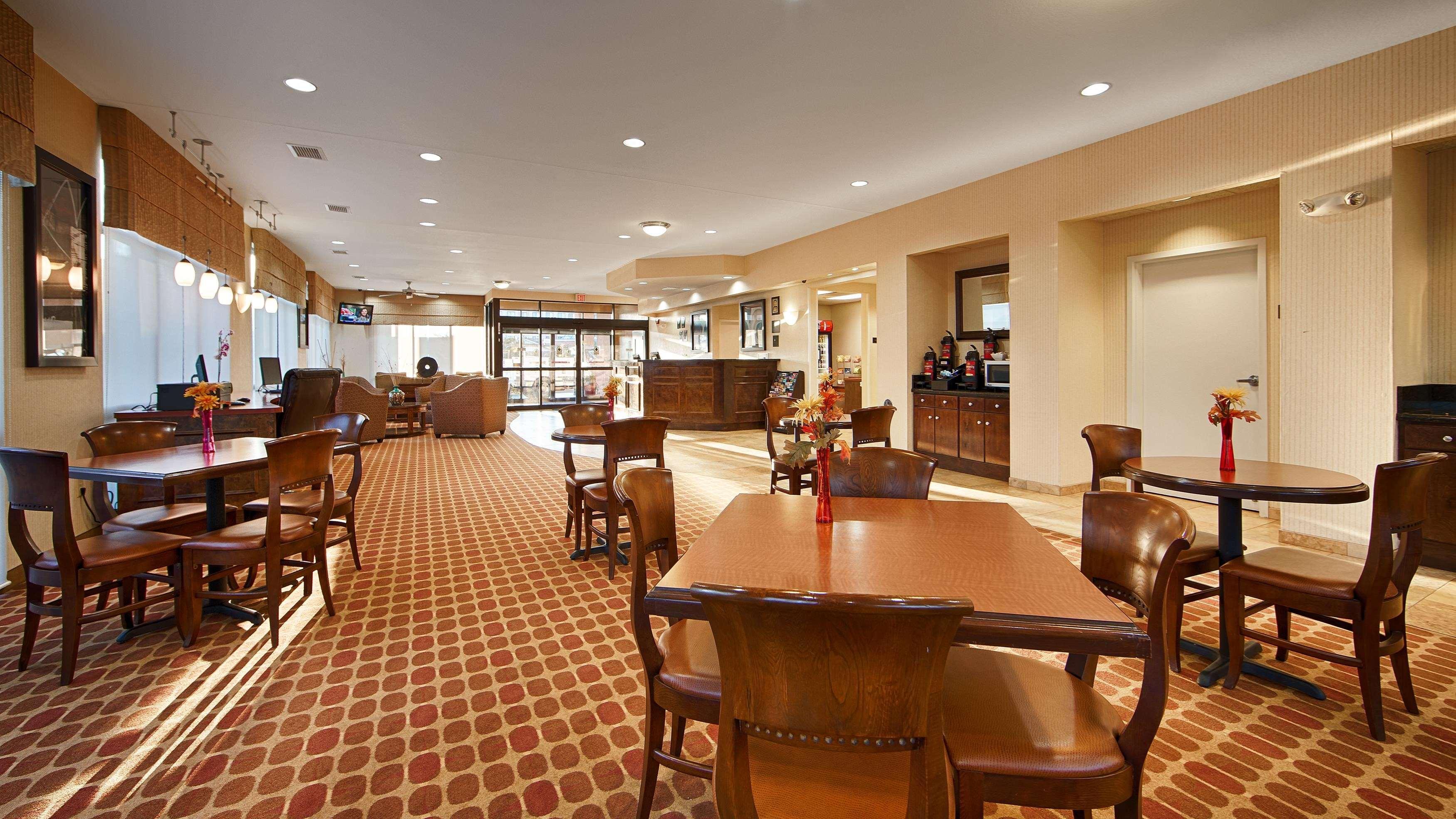 Best Western Plus Castlerock Inn & Suites Μπέντονβιλ Εξωτερικό φωτογραφία